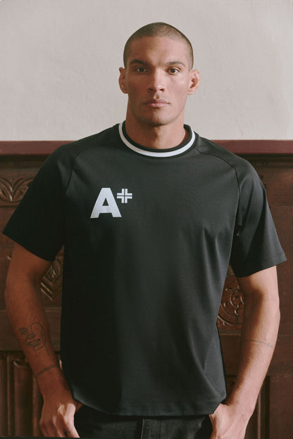 St Wite Tee Black